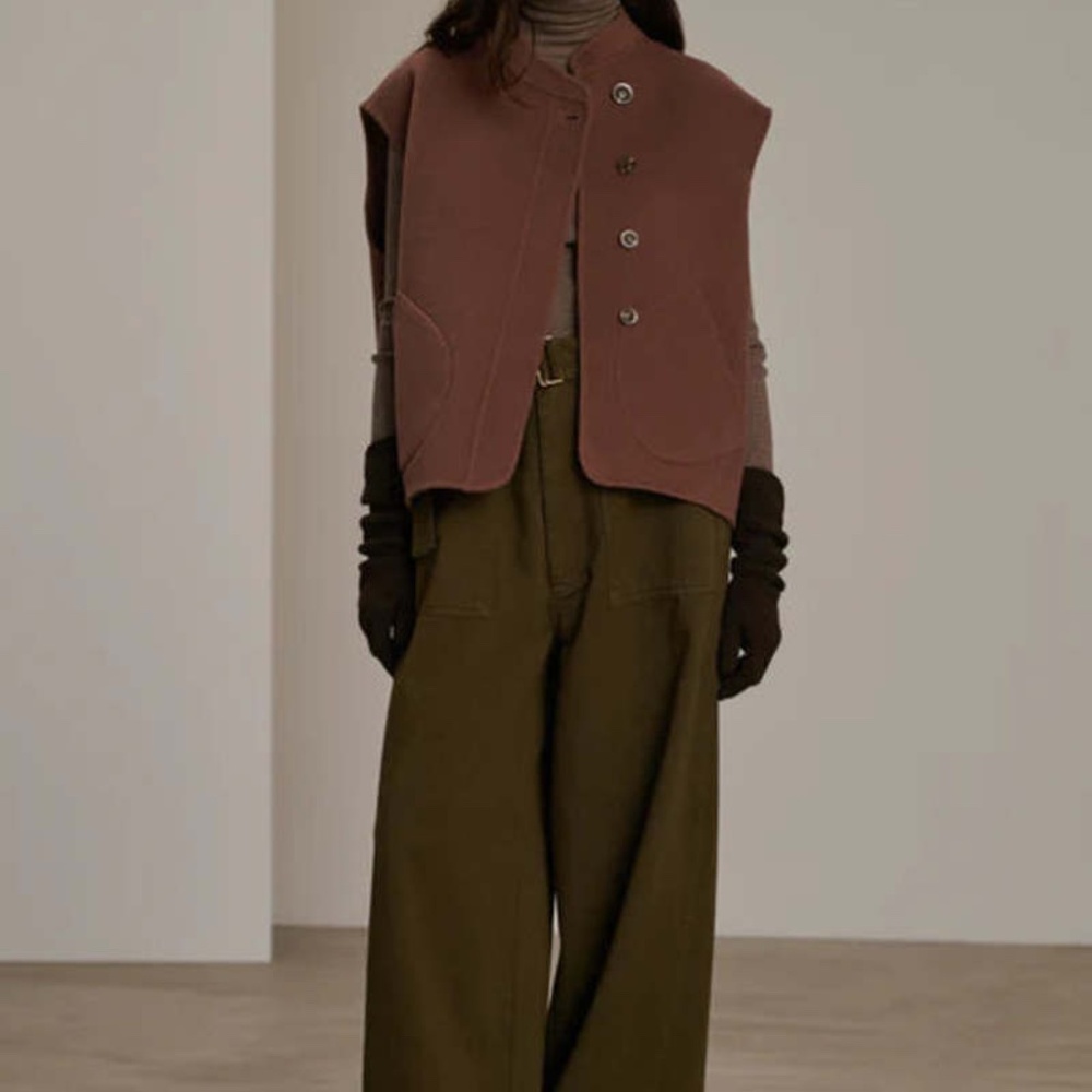 Sour vest NWOT